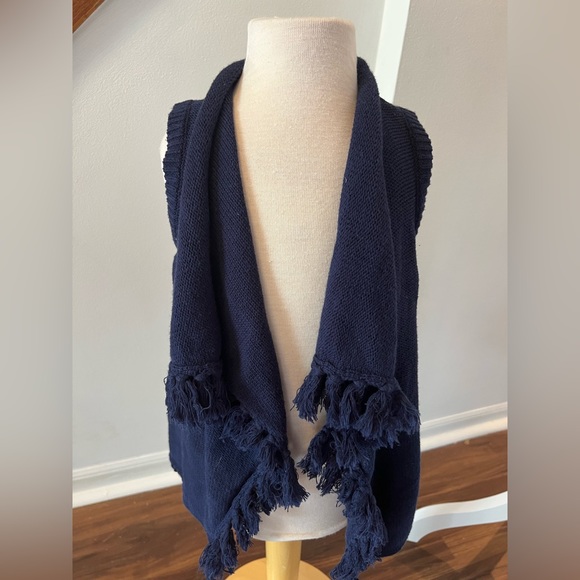 Lilly Pulitzer kids Navy knit vest - Picture 1 of 6